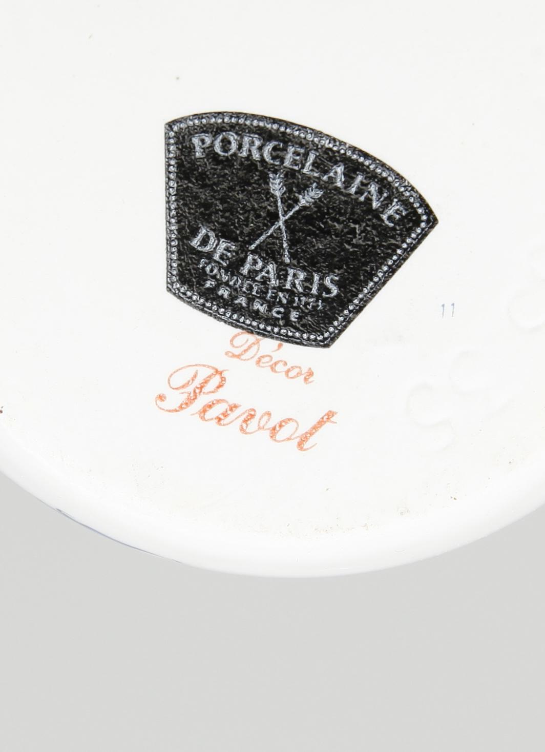 MATSERVIS, 86 delar, porslin, "Décor Chantilly", Limoges, porcelaine de Paris, 1900-talets mitt.