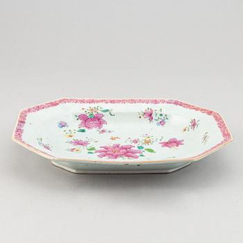 Terrinfat, kompaniporslin. Qingdynastin, Qianlong (1736-95).