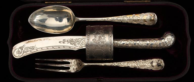 RESEBESTICK, i etui. Silver, London, 1880-1881. Tot 164 g.