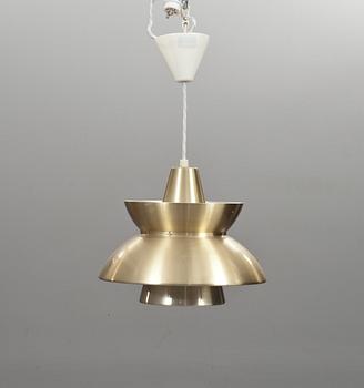 TAKLAMPA, Jörn Utzon för Louis Poulsen, Danmark.