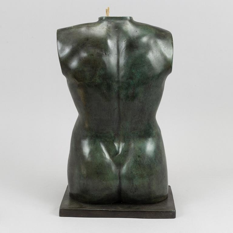 A bronze sculpture by R+R Sweden, L.E 10 Edition.