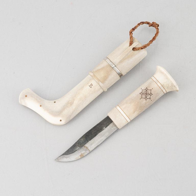 Roland Lundberg, a reindeer horn knife, Piteå.