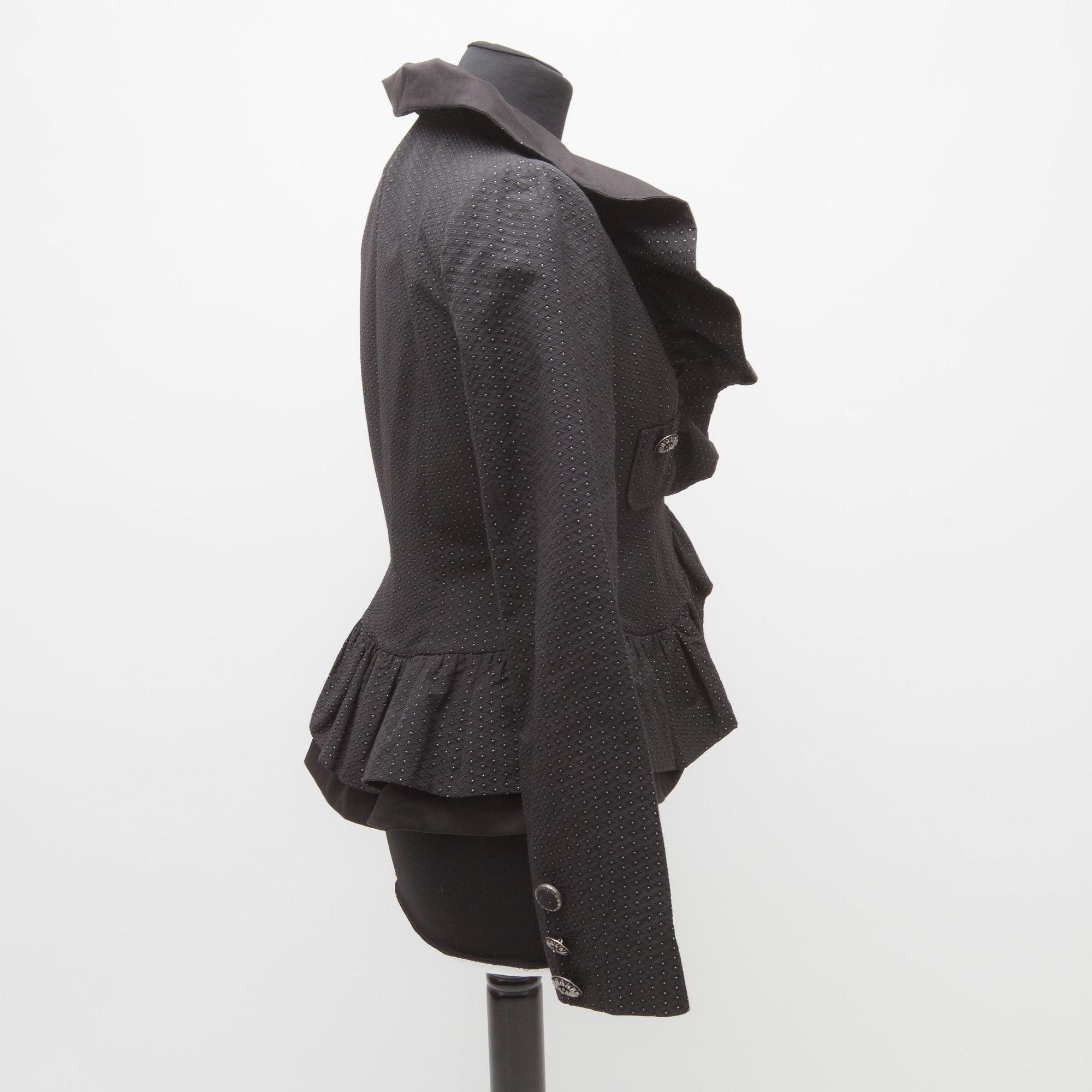 KAVAJ, Antonio Marras för Kenzo.