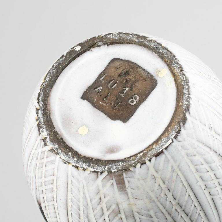 VAS, stengods, "Paprika", Anna-Lisa Thomson, Upsala-Ekeby, 1900-talets tredje kvartal.