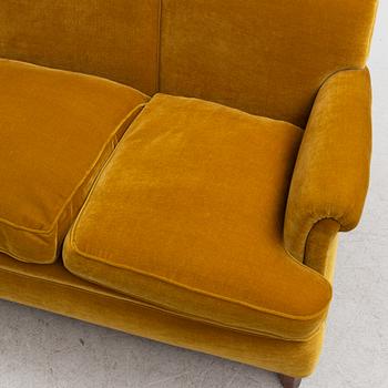 Josef Frank, a model 678 sofa, Firma Svenskt Tenn.