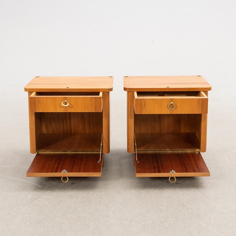 Sängbord, ett par, 1900-talets mitt.