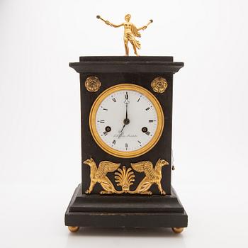 Table pendulum clock, by Johan Erik Callerström, clockmaker from 1817 in Stockholm, Empire, 19th century.