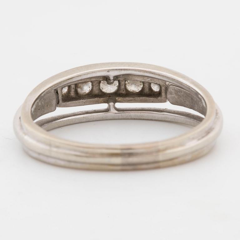RING, med briljantslipade diamanter ca 0.20 ct.