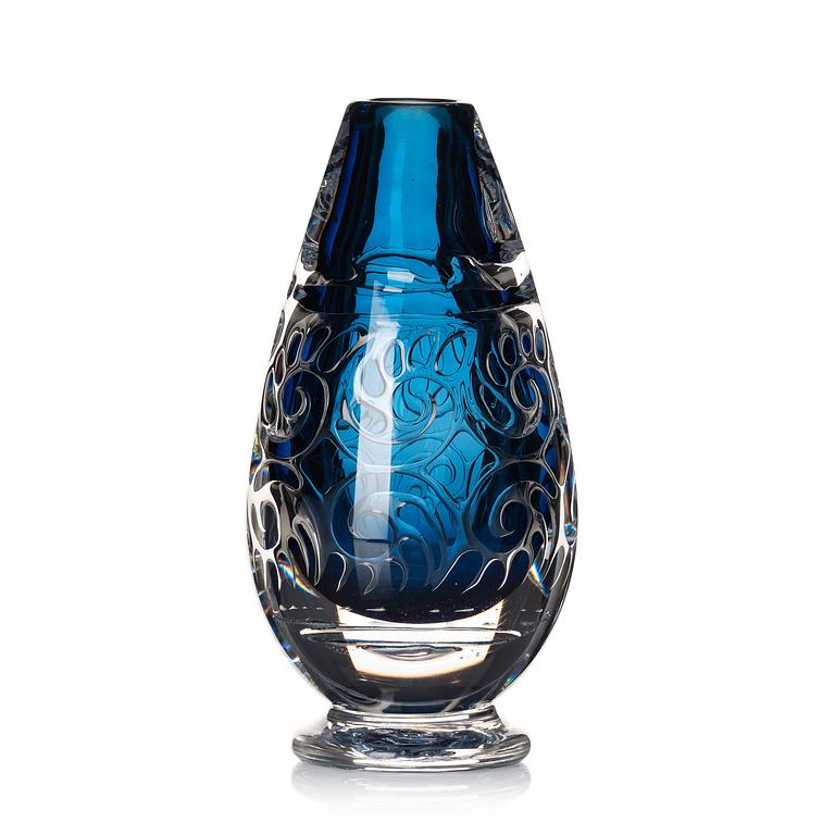Micke Johansson, an 'ariel' glass vase, Örsjö, Sweden 2014.