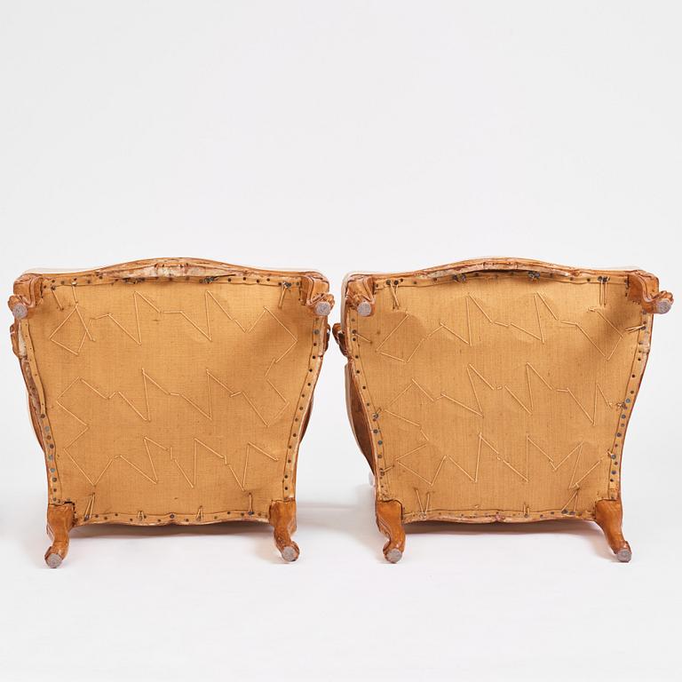 A pair of Swedish rococo fauteuils à la reine, later part of the 18th century.