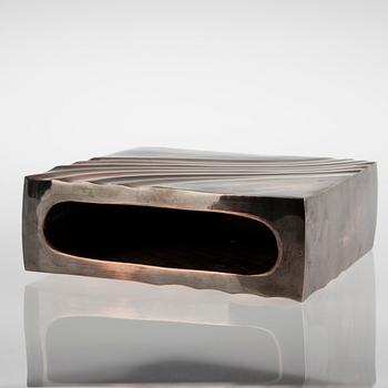 VAS, metall, etikettmärkt Polardesign 46/86. 1970-tal.