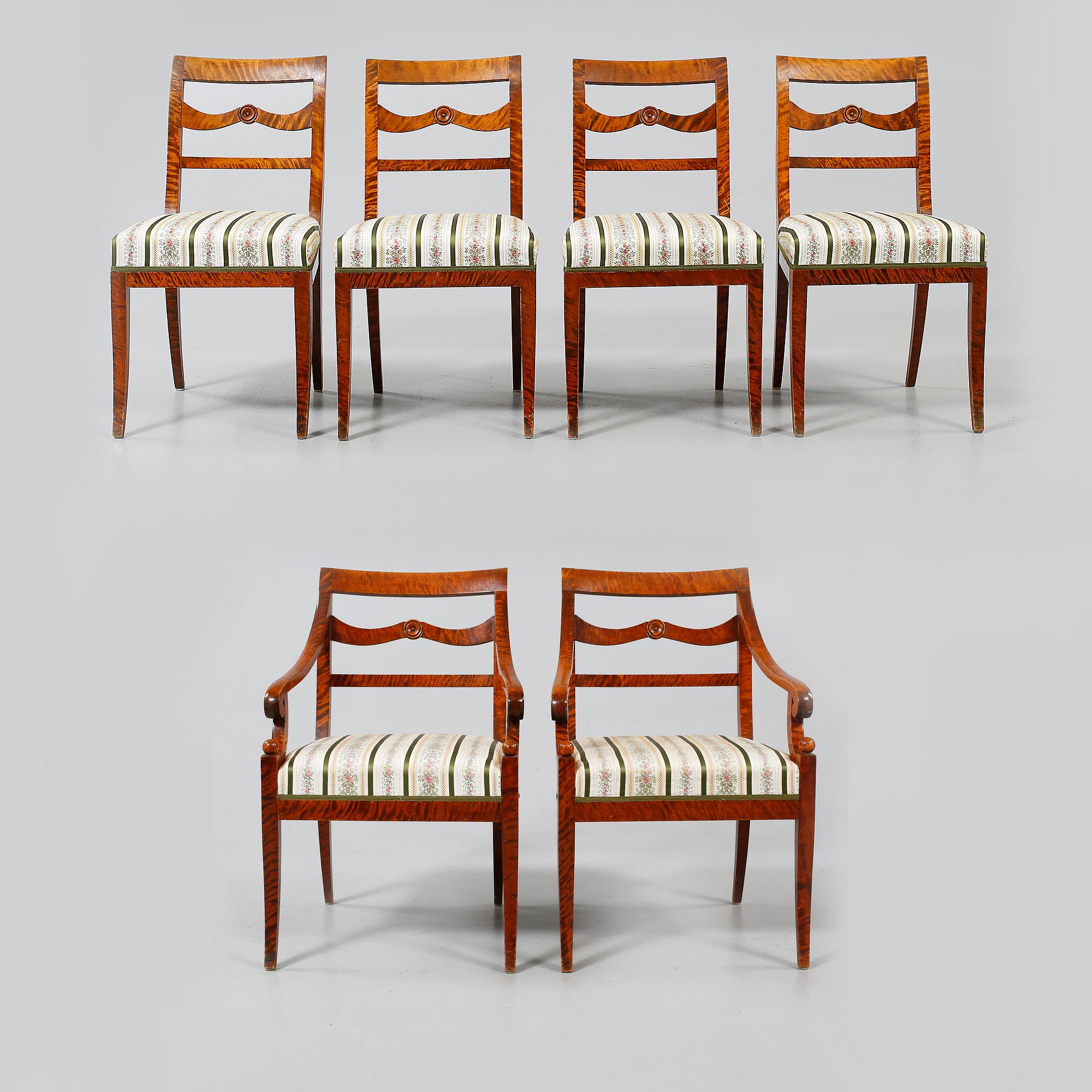 KARMSTOLAR, ett par samt STOLAR, 4 st, Karl Johan-stil, 1920/1930-tal.