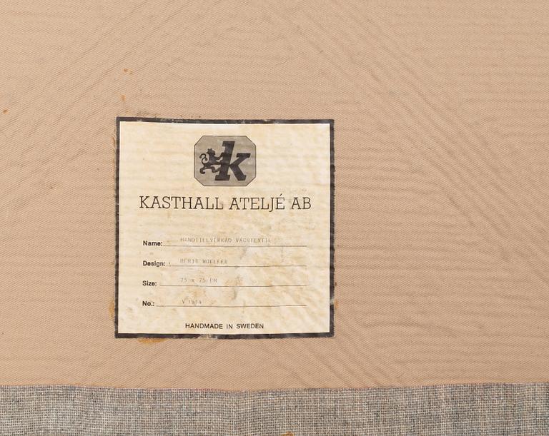 MATTA, 4 delar. Handtuftad i relief. 118,5 x 119 samt tre delar 74,5 x 74 cm var. Berit Woelfer, Kasthall Ateljé AB.