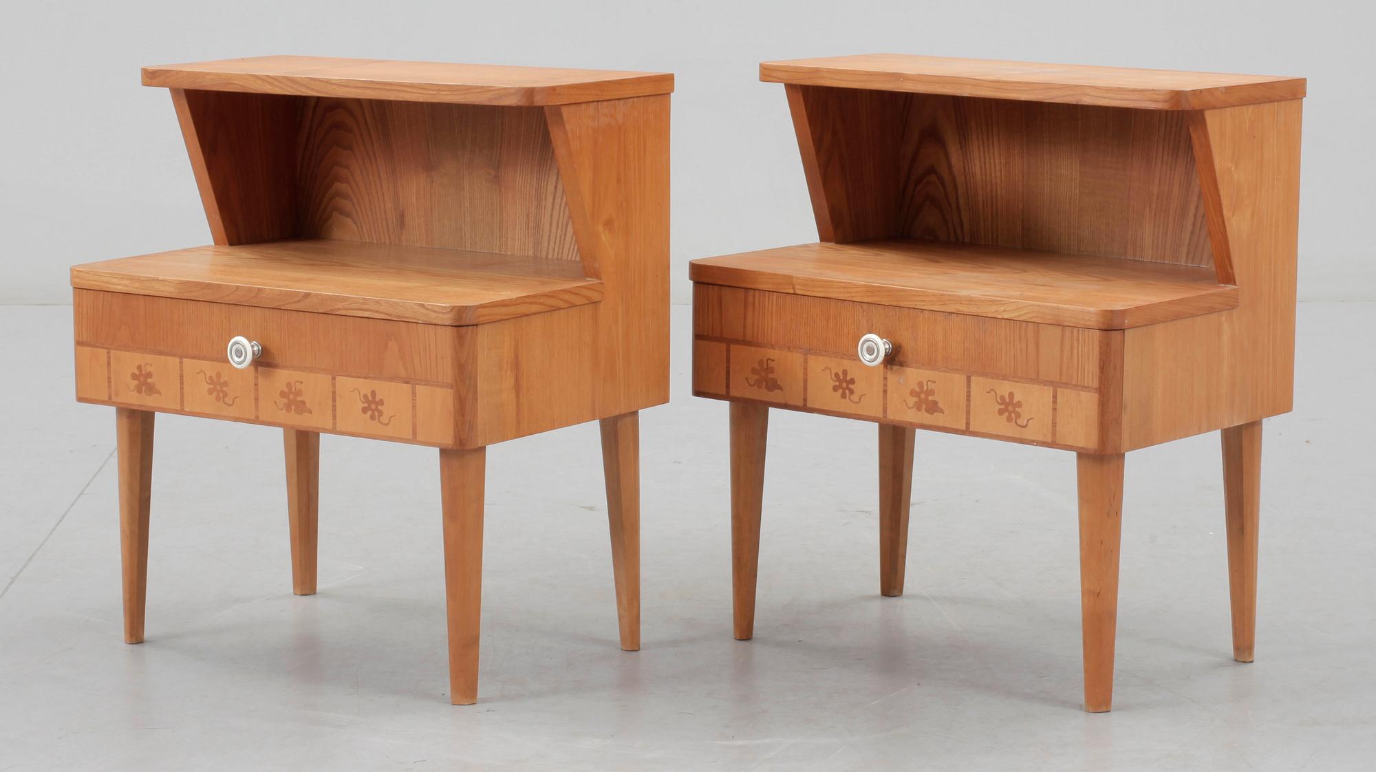 SÄNGBORD, ett par, 1950-tal.