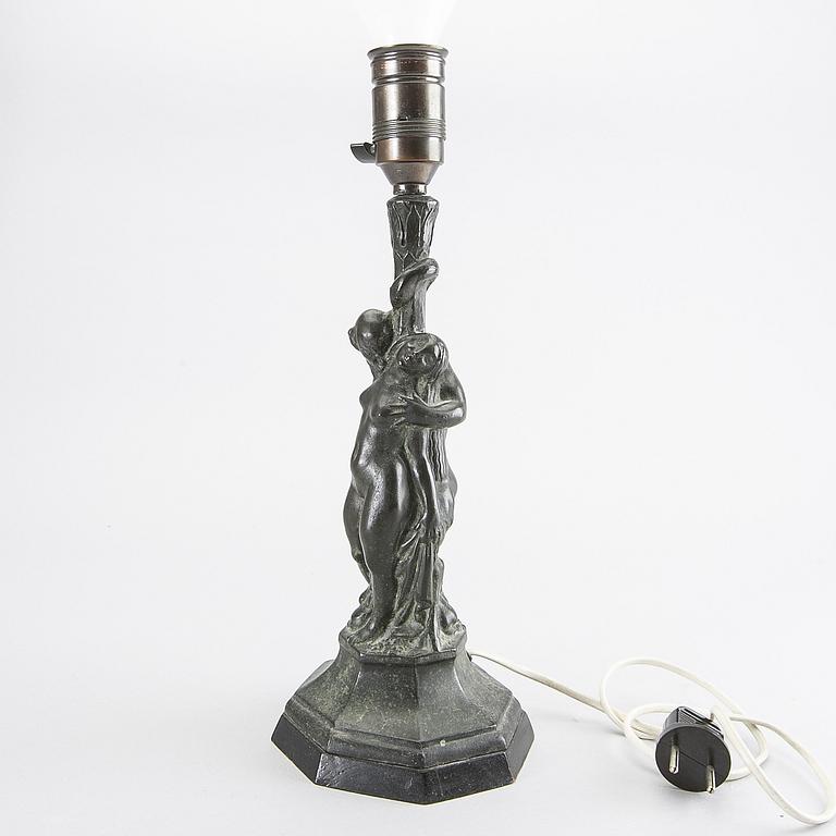 Axel Gute, a bronze table lamp, 1920's.