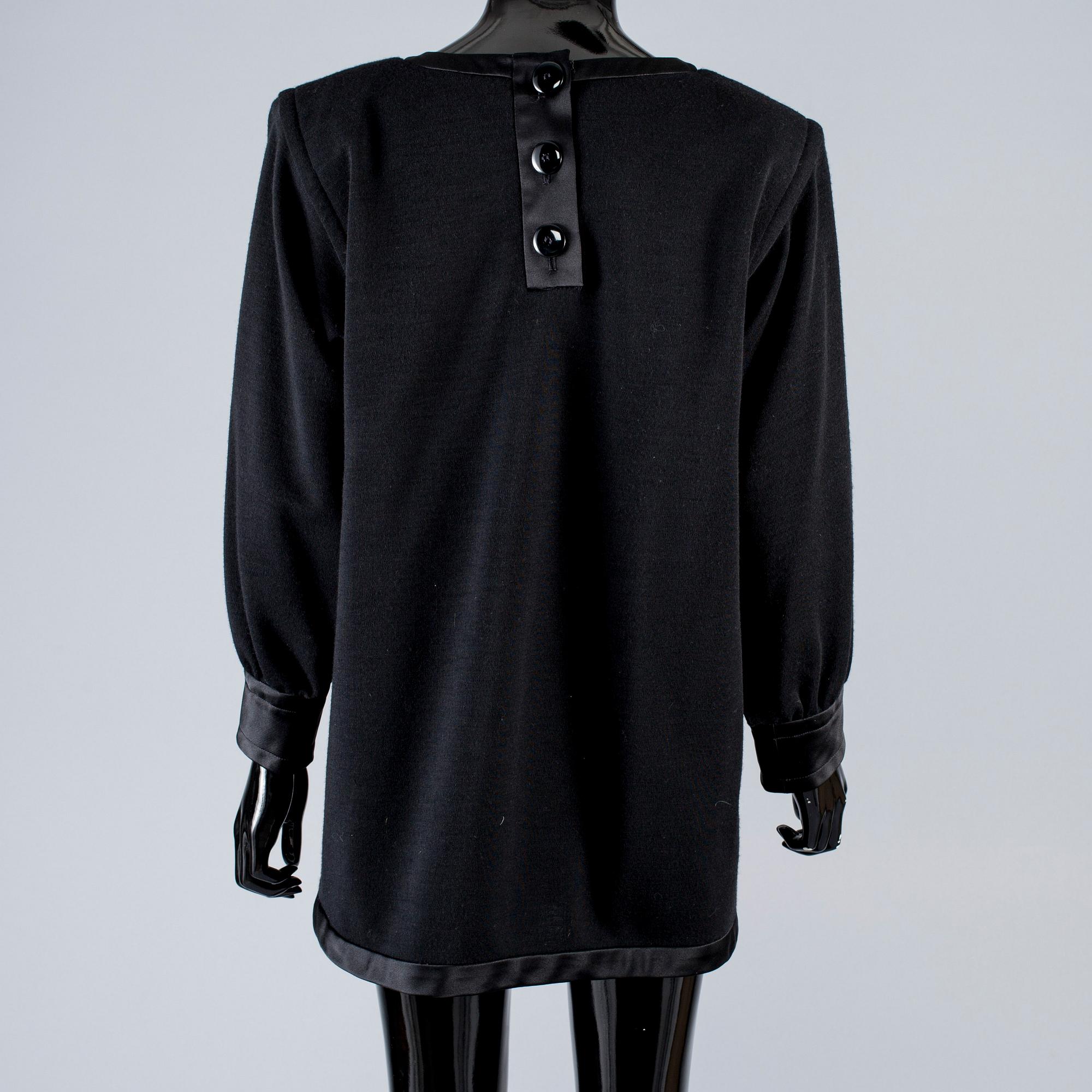 TUNIKA, Yves Saint Laurent.