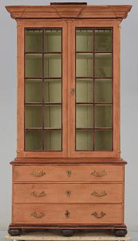 SALSSKÅP, gustavianskt, 1700-talets andra hälft.