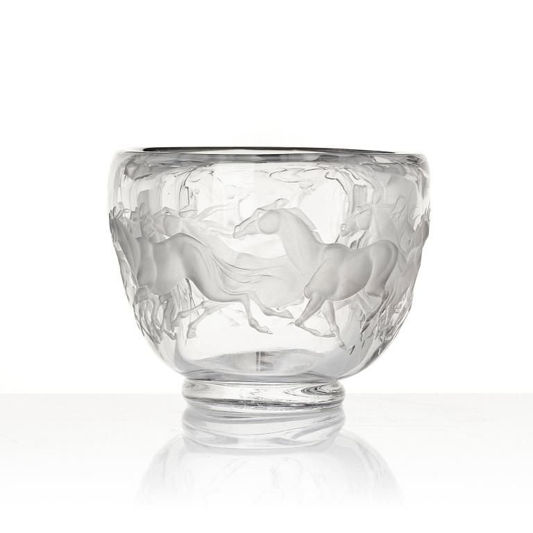 Vicke Lindstrand, a unique engraved glass bowl, reportedly a special commission ca 1972, Kosta, Sweden engraved by Tage Cronqvist.