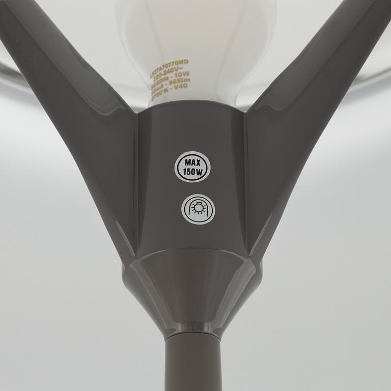 Sebastian Wrong, bordslampa, "Spun Light T1", Flos, Italien, 2000-tal.