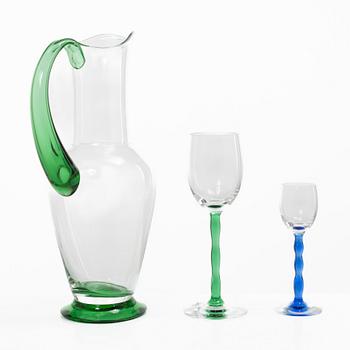 Gunnar Cyrén, a 31 piece "Nobel" glass service, Orrefors.