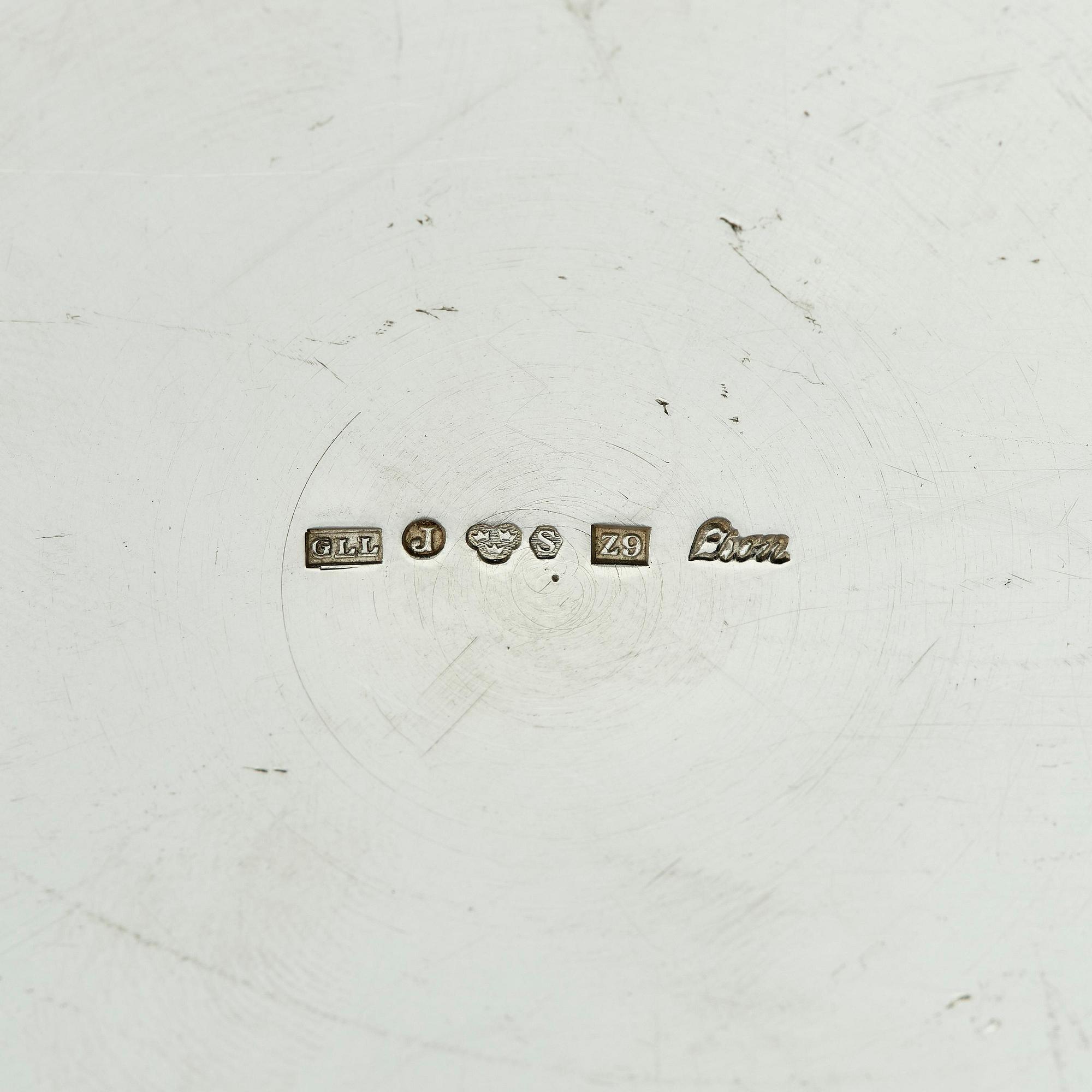 Lennart Larsson Guld AB, a Swedish silver butter box with lid and tray, Jönköping 1974.