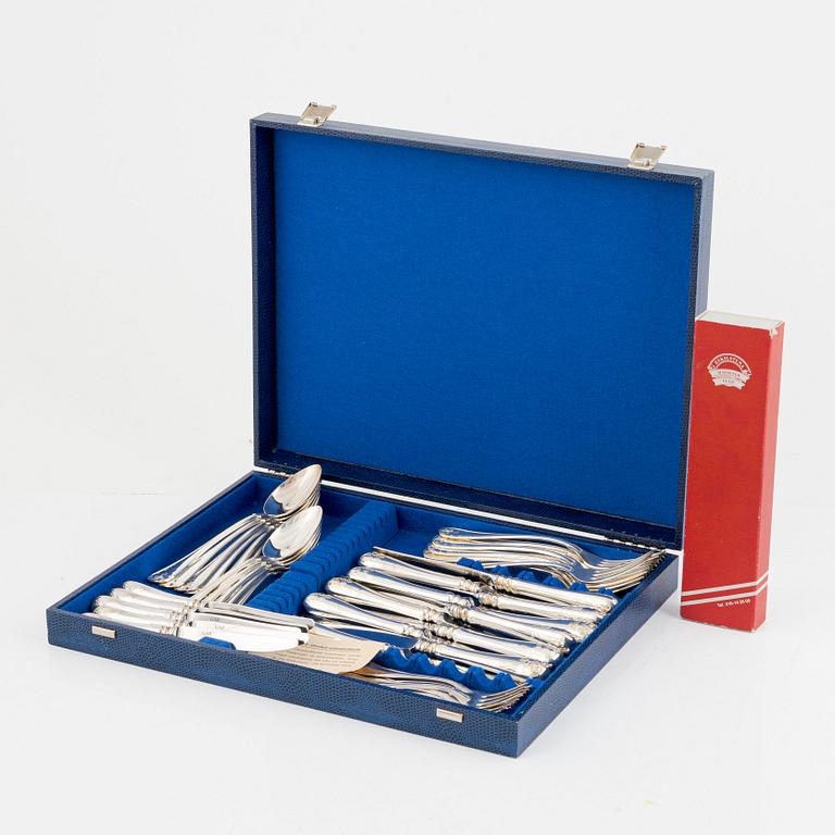 A 49-piece silver flat wear set, model "gammal fransk", GAB, Eskilstuna, Sweden, 1994-2001.