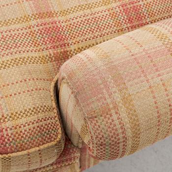 Fåtöljer, ett par, samt en fotpall, 2000-tal.