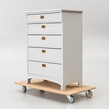 Chest of drawers, first half of the 20th century.