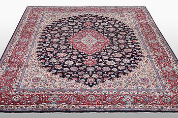 A Meshad carpet, c. 395 x 308 cm.