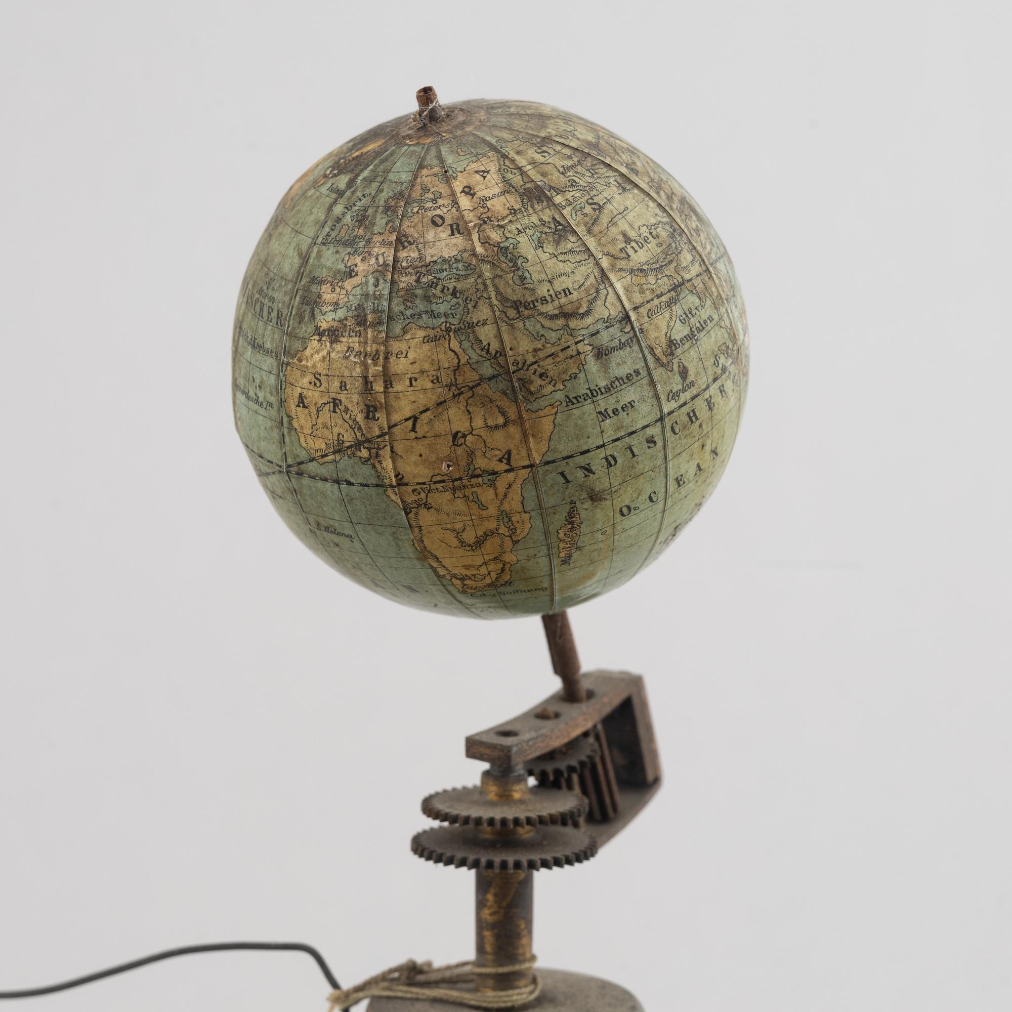 A German tellurium and lunarium by Ernst Schotte & Co. of Berlin (fl. 1855-1900), late 19th century.