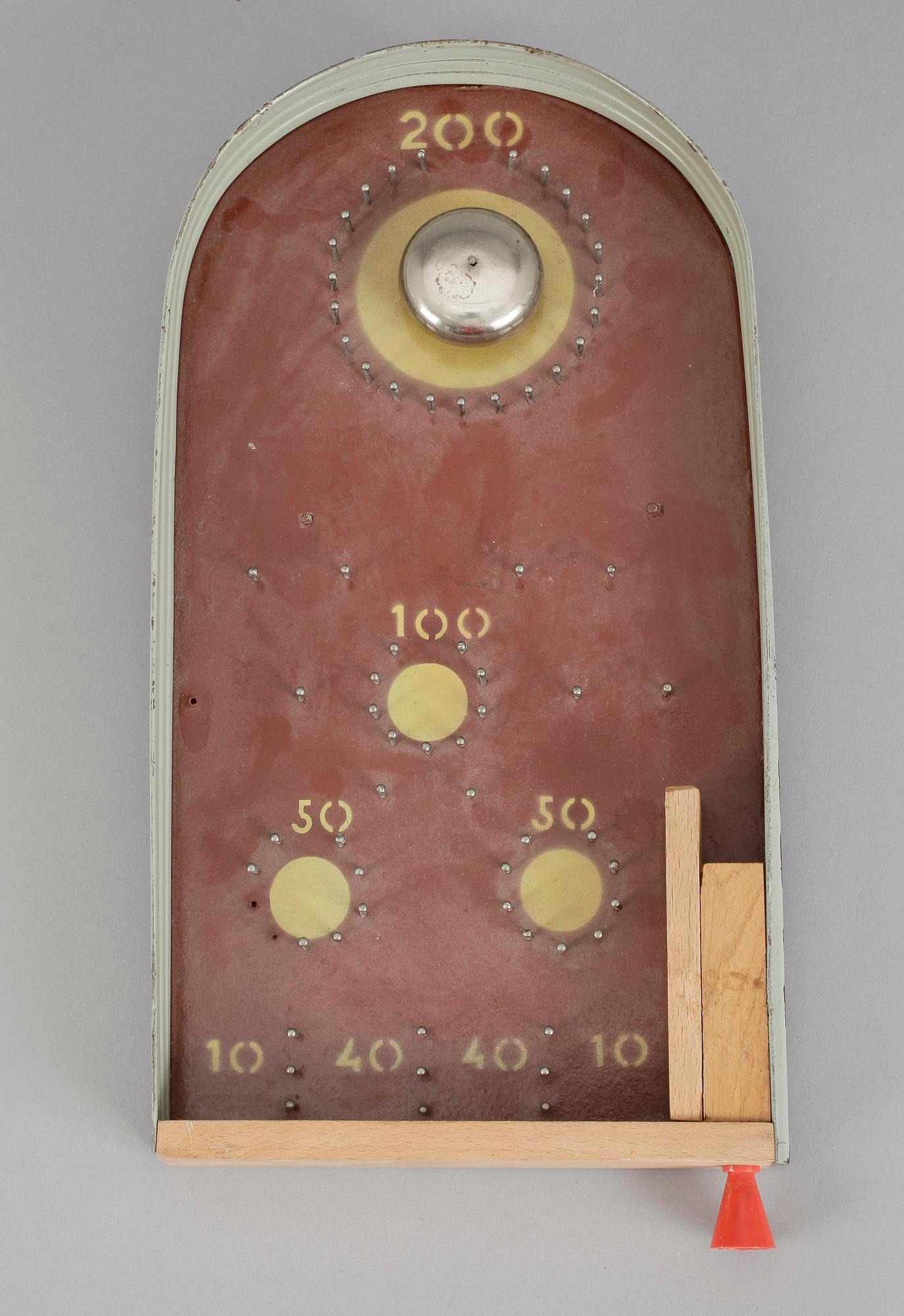 SPEL, 1900-talets första hälft.