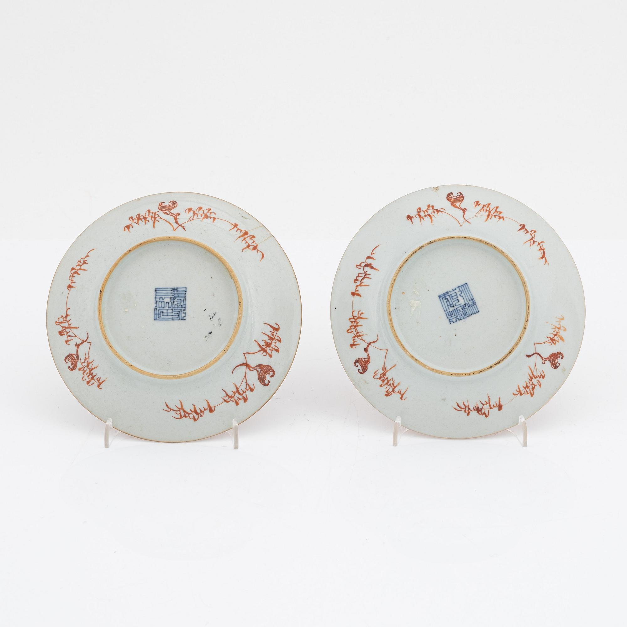 Two porcelain dishes, late Qing dynasty, China, around 1900.