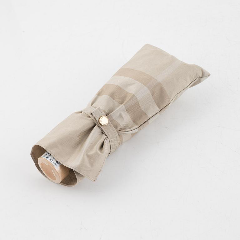 Burberry, Umbrella.