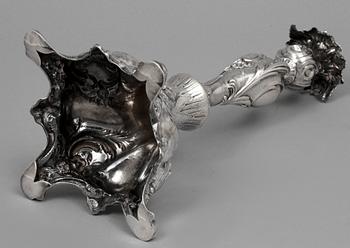 LJUSSTAKE, låghaltigt silver, otydl stämplar. 1900-tal. Vikt ca 600 g.