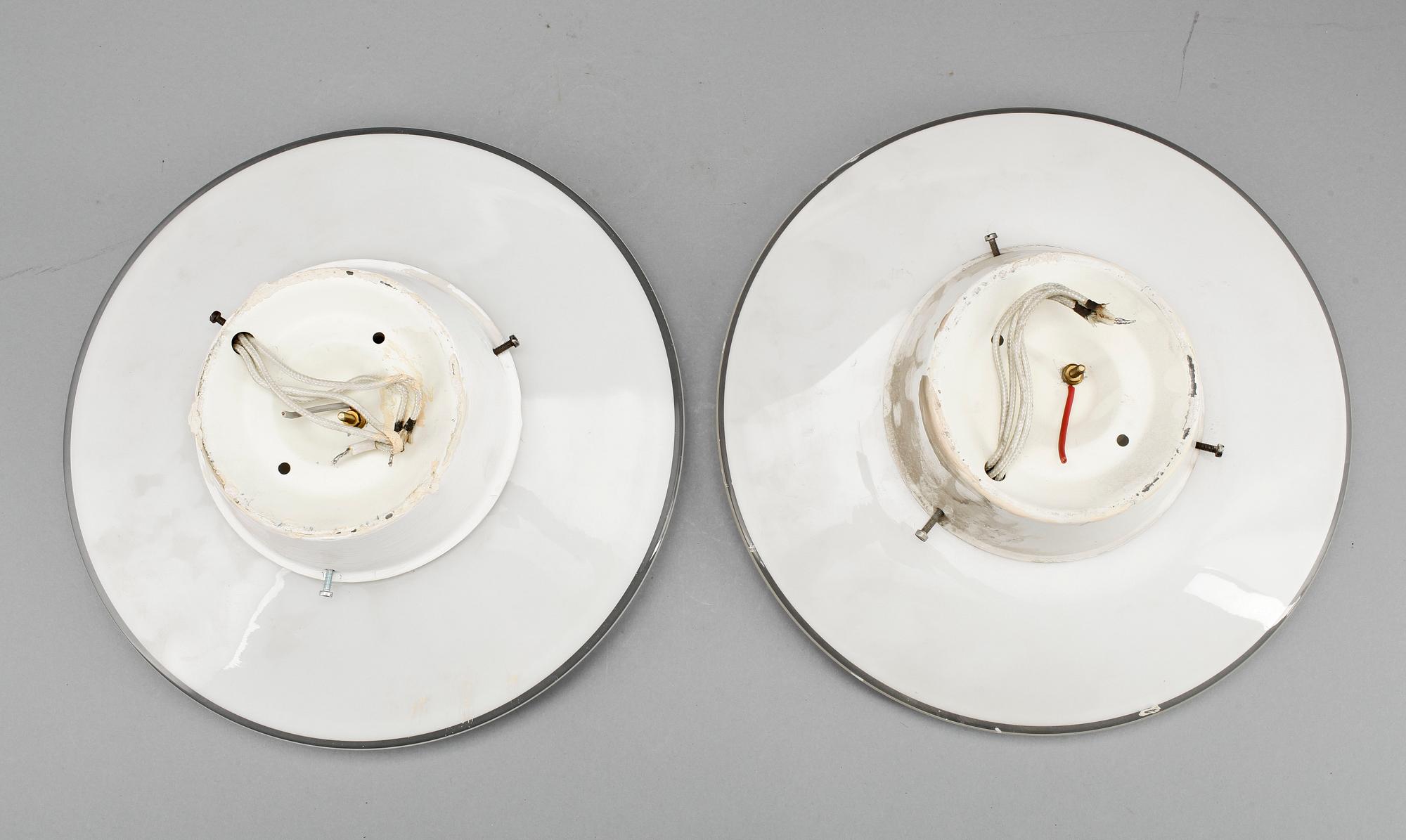 LAMPOR, ett par, "Eclipta Lamp Small", design Arne Jacobsen, Orno.