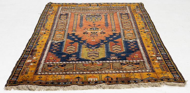 Matta, semiantik Yahyali, Kayseri området, ca  208 x 115 cm.