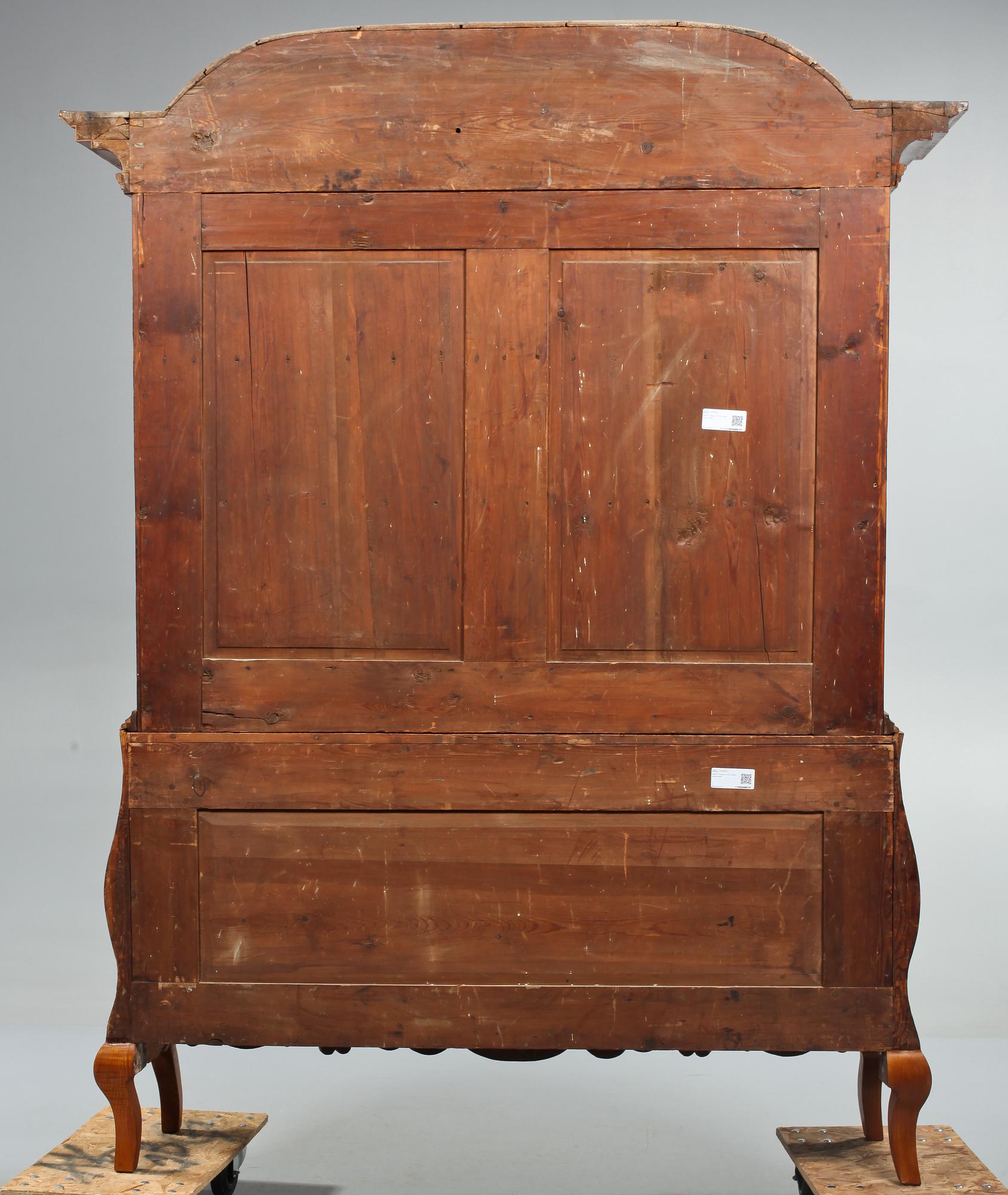 SKÅP, rokoko, 1700-talets andra hälft.