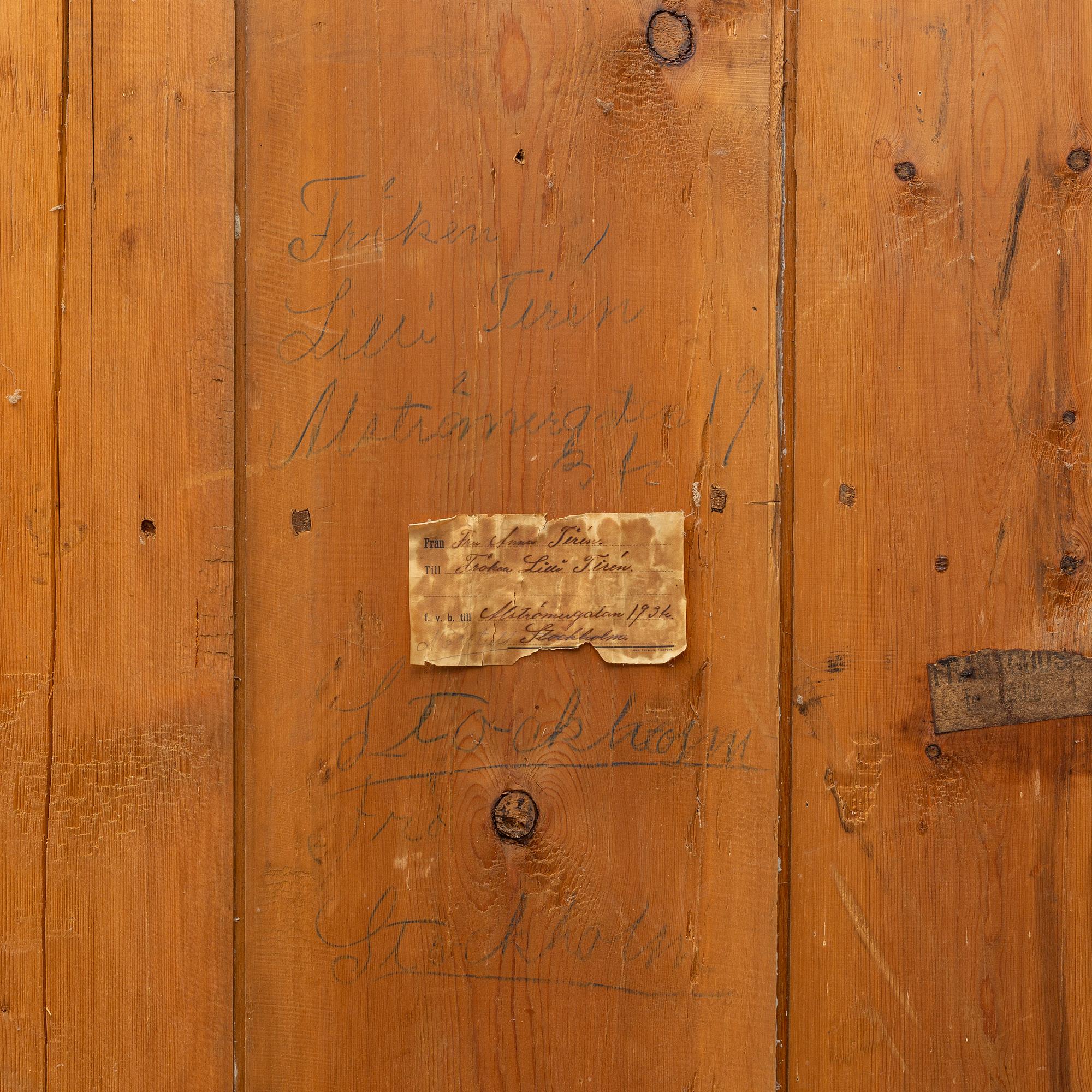 A painted cabinet from Jämtland, dated 1826.