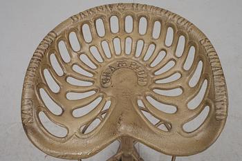 BARSTOLAR, 4 st. Gjutjärn. USA.