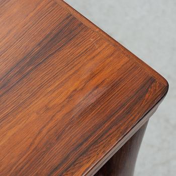 Willy Sigh, a rosewood dining table, H. Sigh & Søn, Denmark, 1960s.