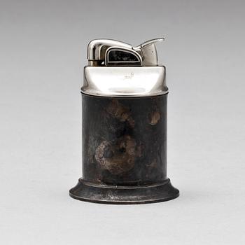 CIGARETTÄNDARE. Fodral i sterling silver Tiffany & Co, New York samt tändare Evans, USA.