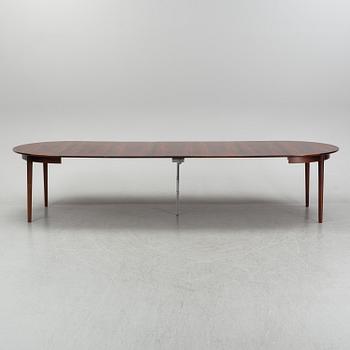 Matgrupp med bord samt 8 stolar bla, "Darby", Torbjørn Afdal, Nesjestranda møbelfabrikk, Norge, 1960-tal.
