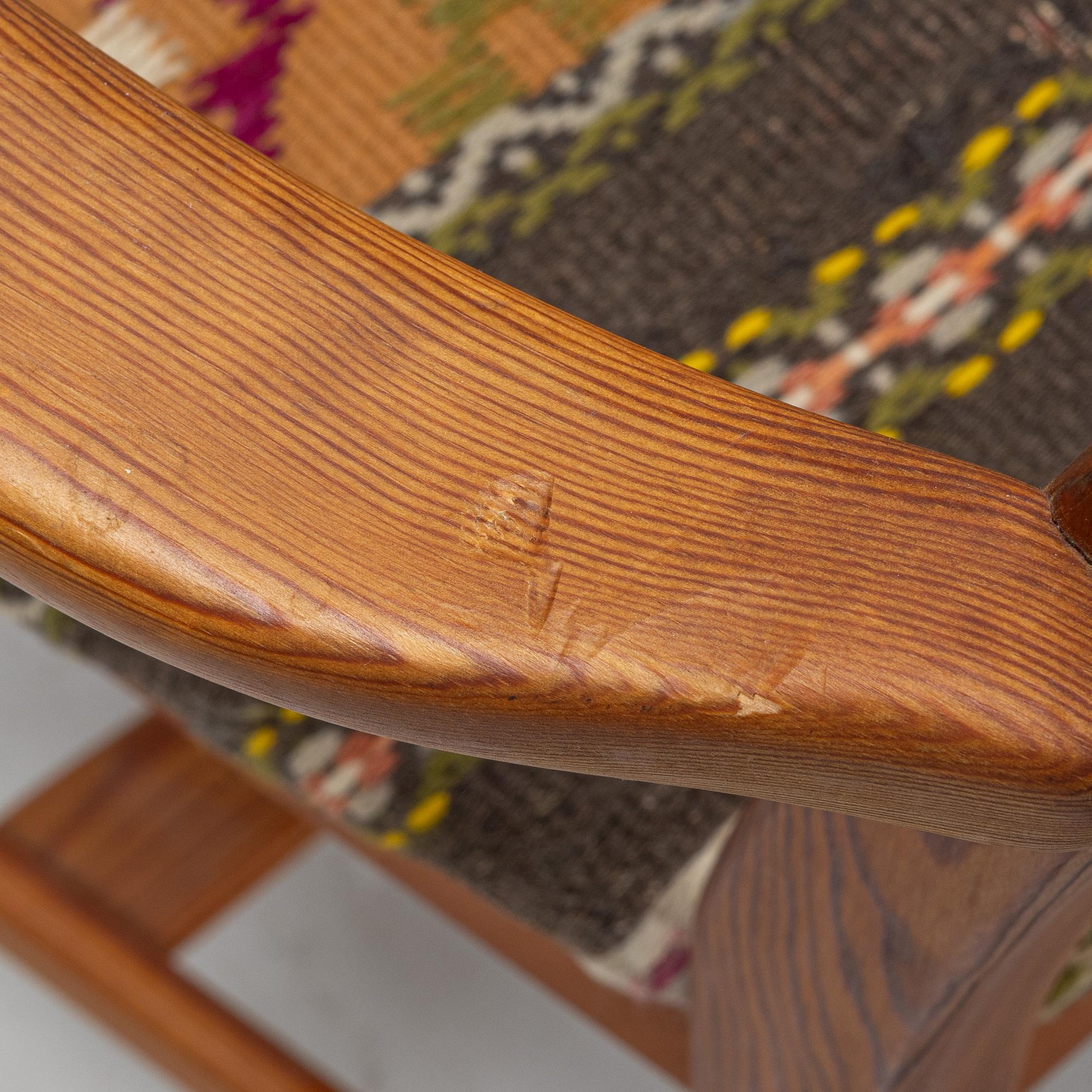Carl Malmsten,  a pair of pine armchairs, second half of the 20th century.