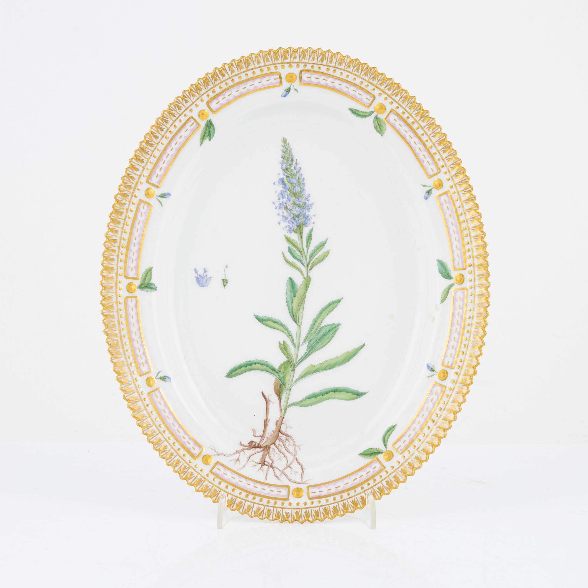 A 'Flora Danica' porcelain dish, Royal Copenhagen, Denmark, 1923-1934.