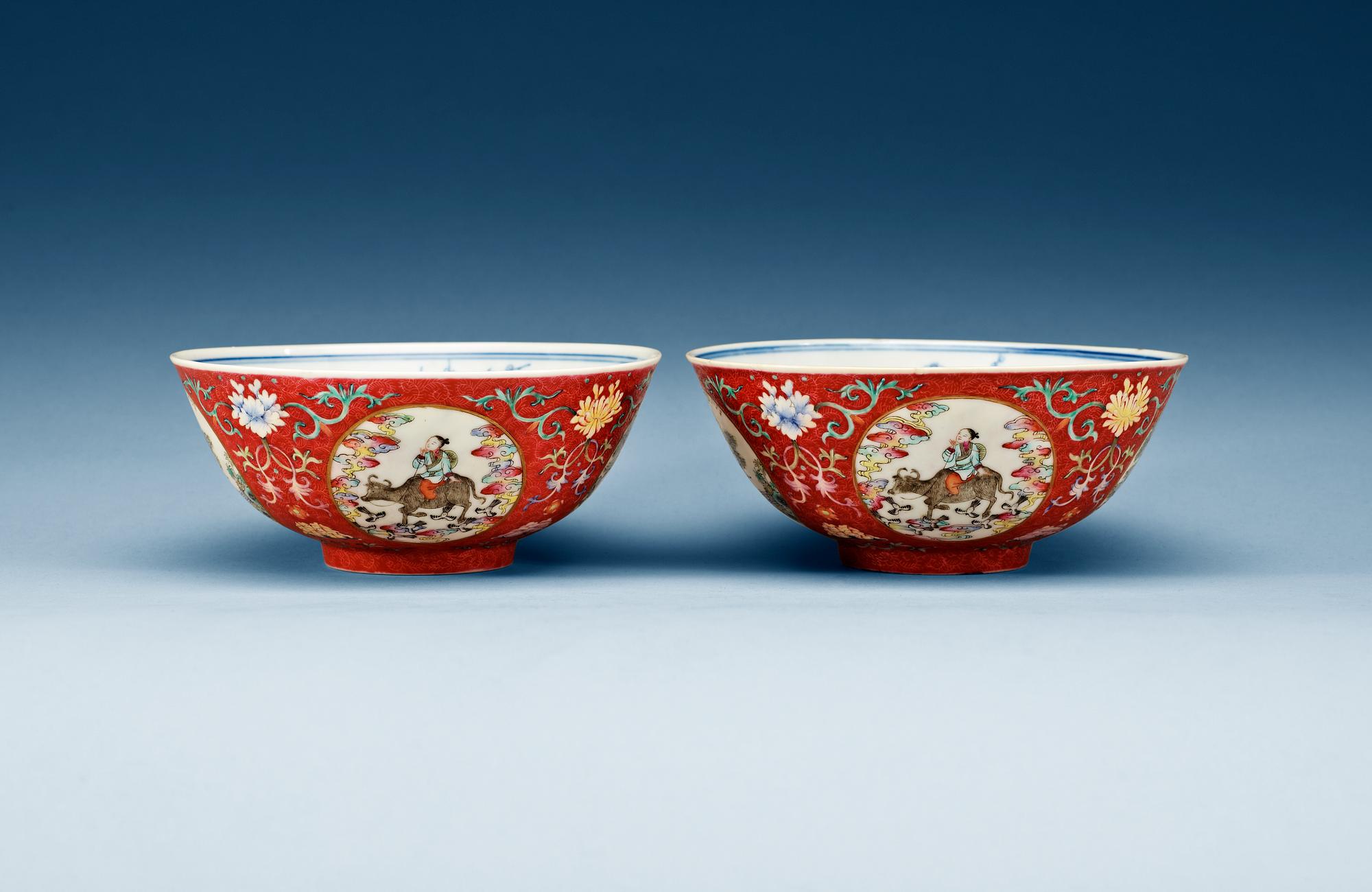 A pair of famille rose sgrafitto bowls, early 20th Century.