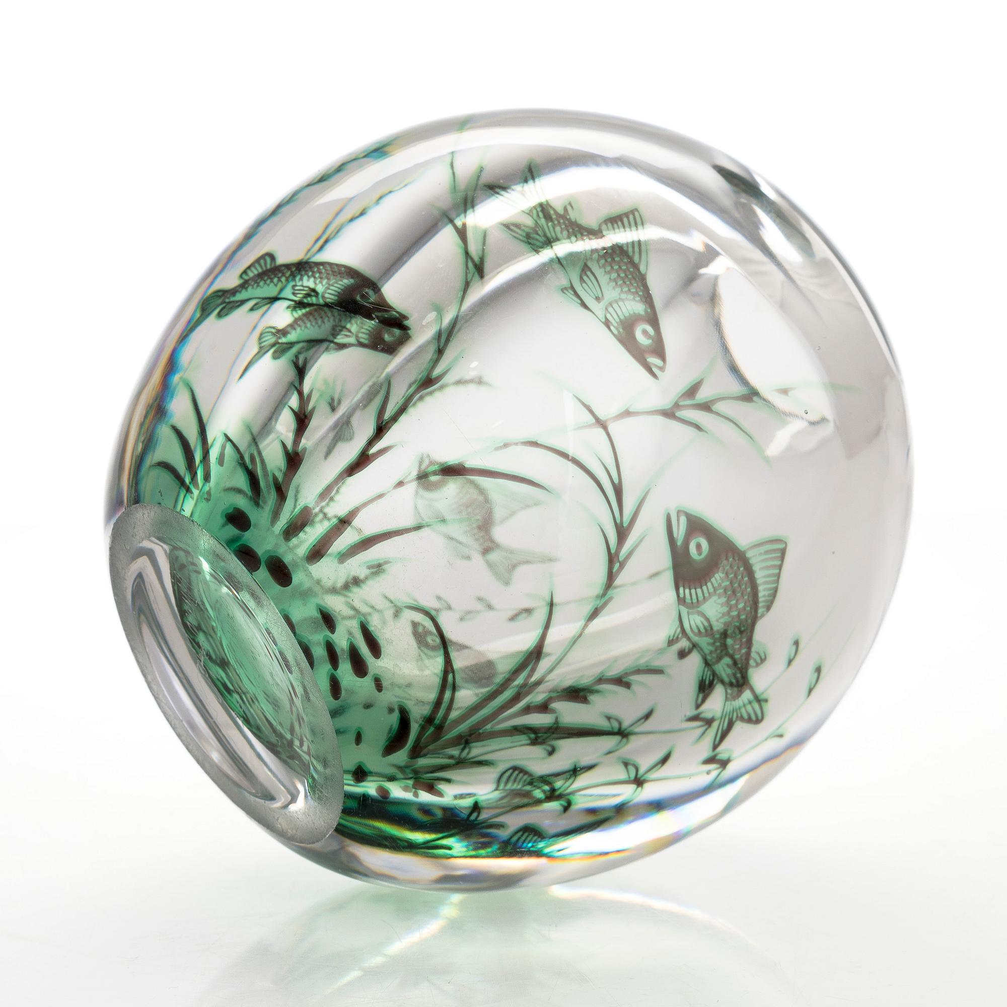 Edward Hald, vas, "Fiskgraal", signerad.