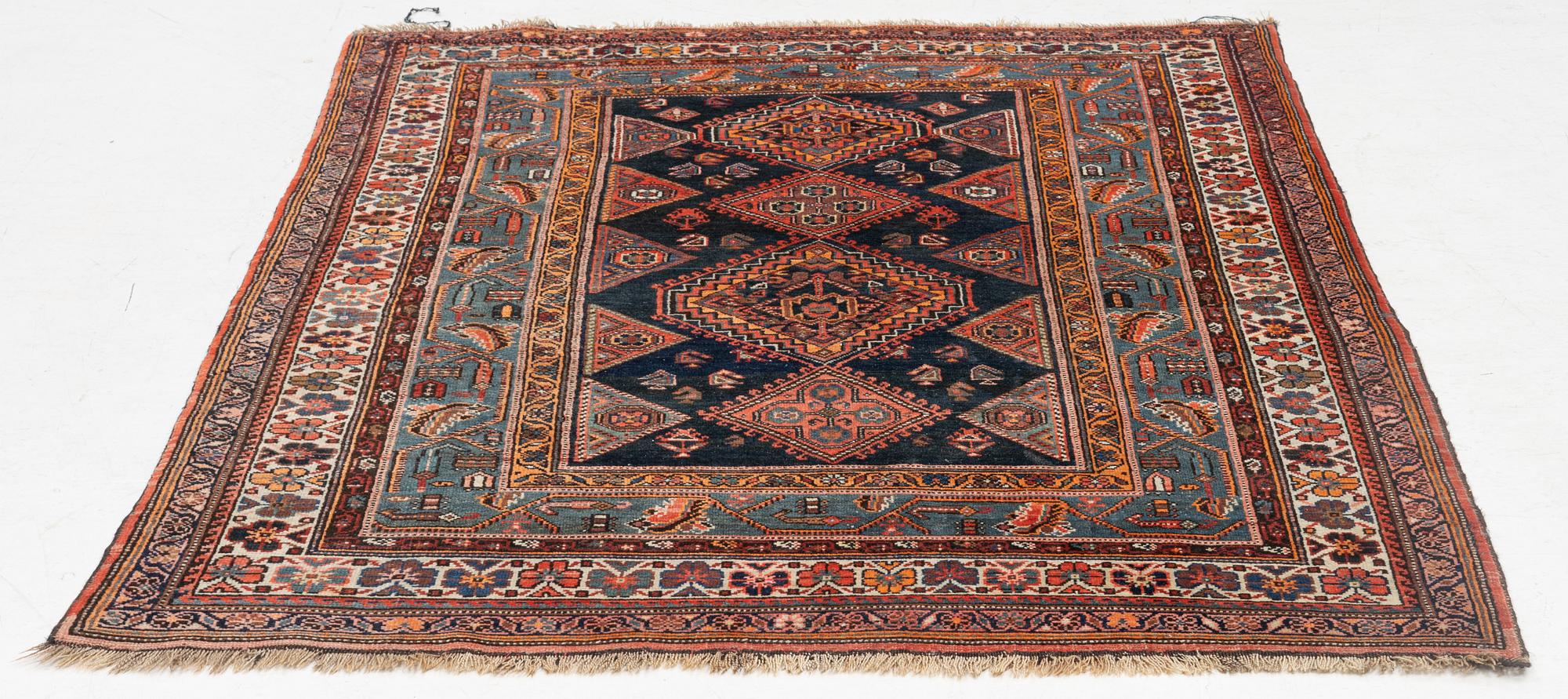 Matta, kurdisk, ca 199 x 135 cm.