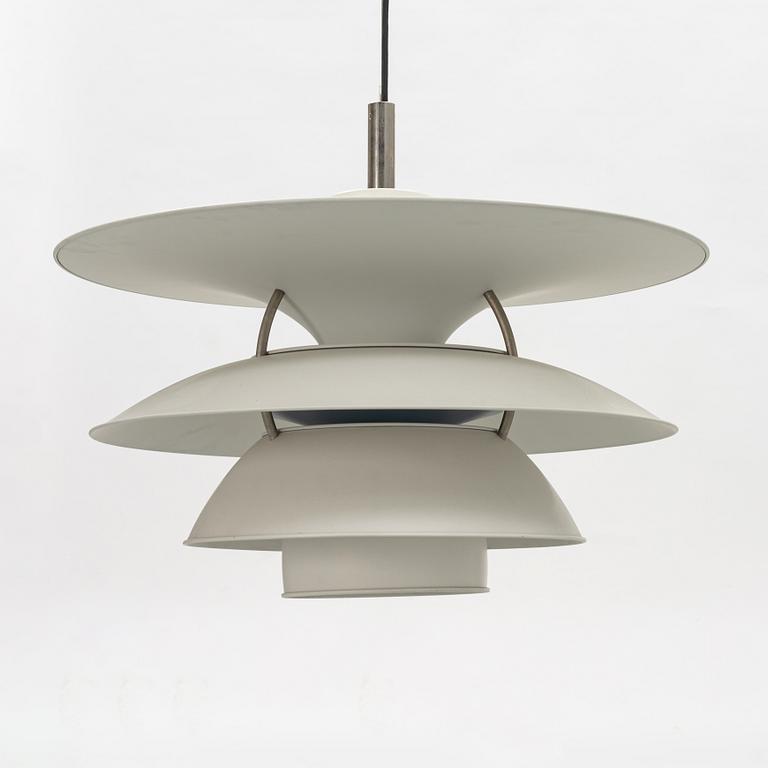 Poul Henningsen, taklampa, "Charlottenborg PH 6 ½-6", Louis Poulsen, Danmark.