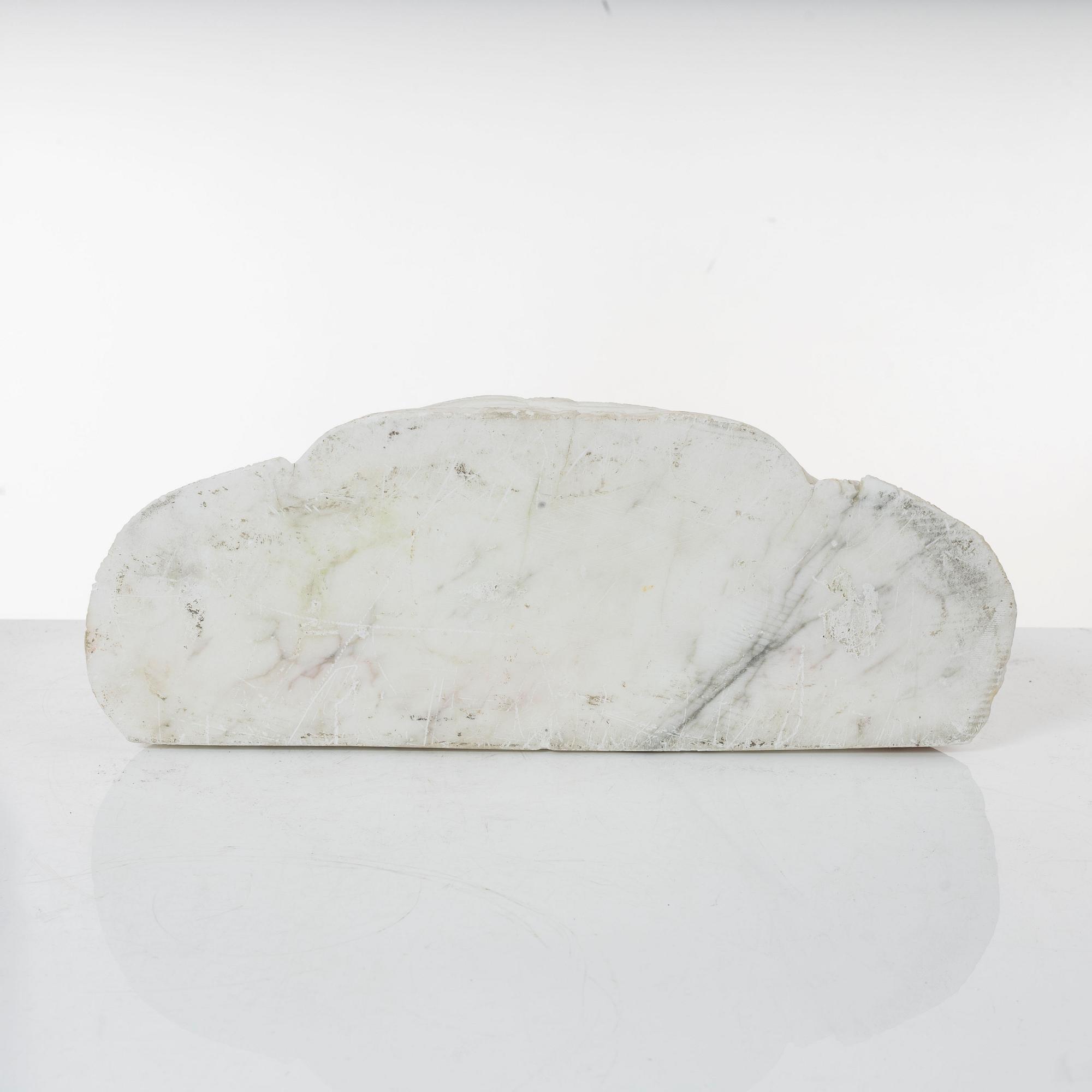 Antique-style bust, Carrara marble, 20th century.