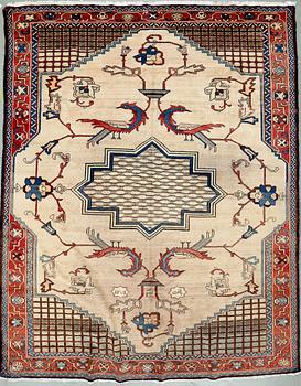 MATTA, semiantik Hamadan, ca 397x312 cm.